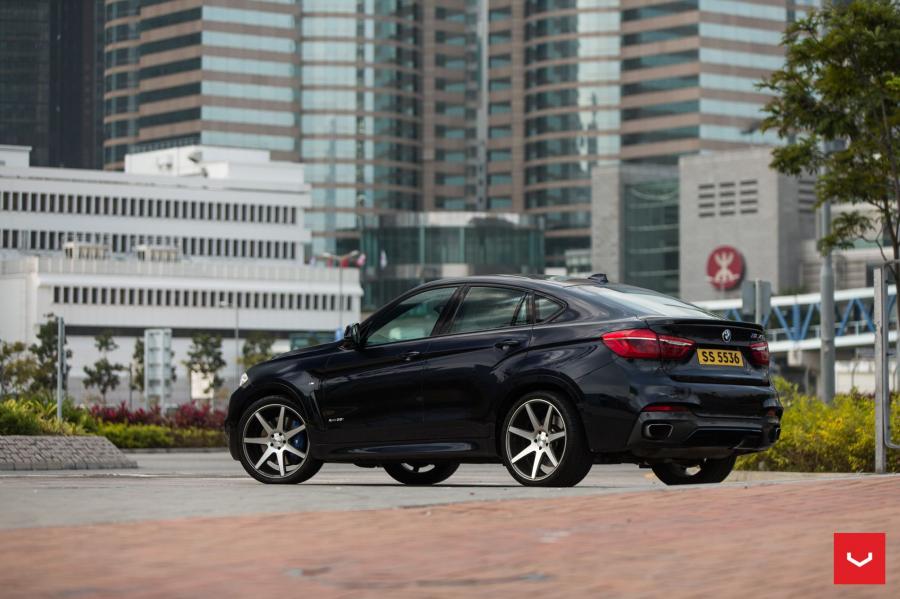  BMW X6 M on Vossen Wheels (CV7) 2018 года  (фото 21 из 23)